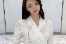 启东乌鲁木齐伴游模特兼职的简单介绍