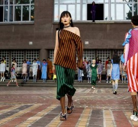 启东广西民族大学兼职模特李琳(2022年即将升为公办的大学)