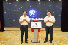 启东深圳兼职伴游美女qq的简单介绍