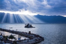 启东洱海旅游攻略(成都到洱海旅游攻略)