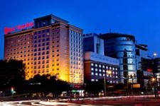 启东酒店商务伴游雇用(北京伴游雇用90万月薪)