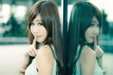 启东上海绝色美眉兼职伴游(上海雇用高端伴游一天20万)