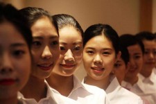 启东私人伴游招聘 度假区万元月薪招“泳装伴游”