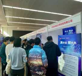 启东北京伴游招聘 北京各大高校恢复线下招聘会，今年有什么不一样？记者探访