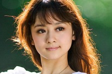 启东极品美女模特兼职和大款视频的简单介绍