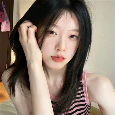 启东顶级商务伴游：精致品尝，超越期望的不凡体验  
