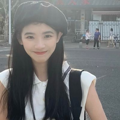 启东商务伴游带客户去看海豚表演