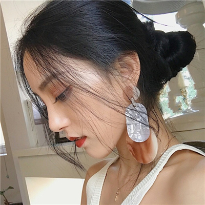启东伴游女生张悦然的资料
