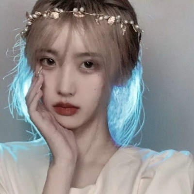 启东伴游女生赵婉晴的资料