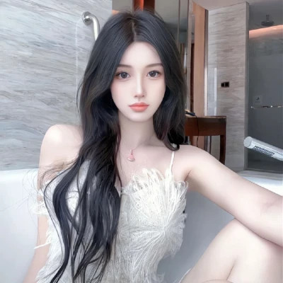 启东伴游女生吴悠的资料