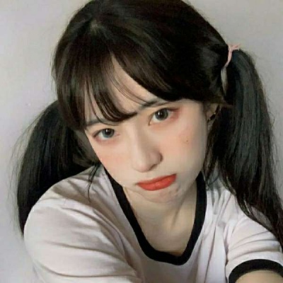 启东伴游女生彭江舞的资料