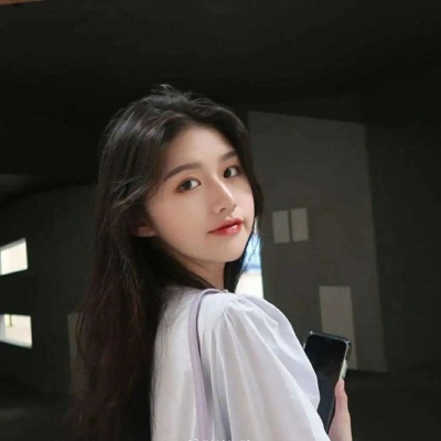 启东伴游女生赵青瑜的资料