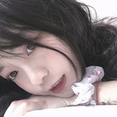启东伴游女生柳依依的资料