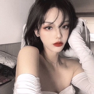 启东伴游女生李幻极的资料