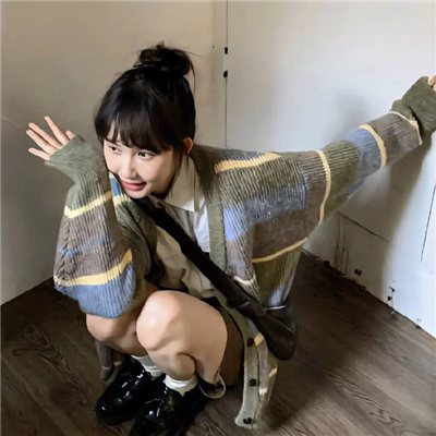 启东伴游女生方镜月的资料
