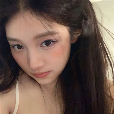 启东伴游女生张末薇的资料