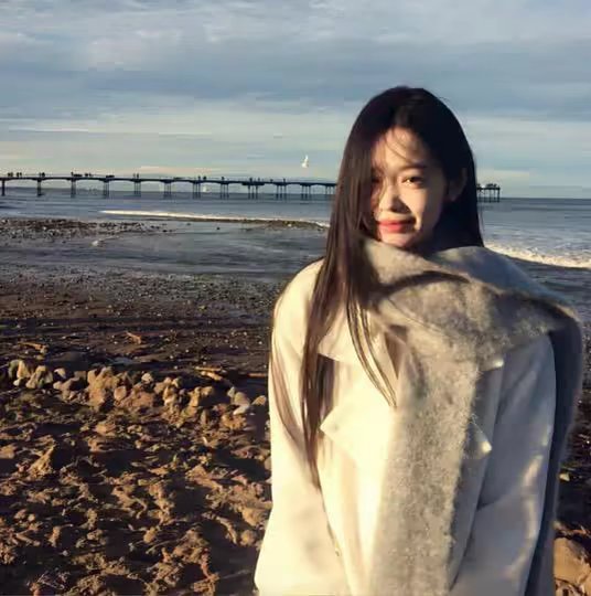 启东伴游女生周晓婷的资料?