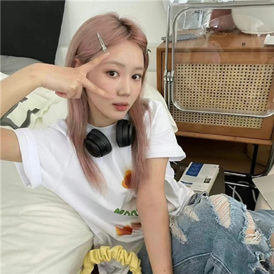 启东伴游女生纵敏慧的资料