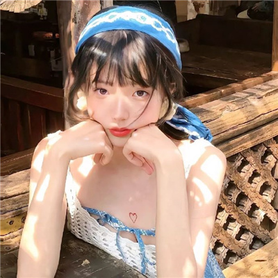 启东伴游女生淡偲的资料