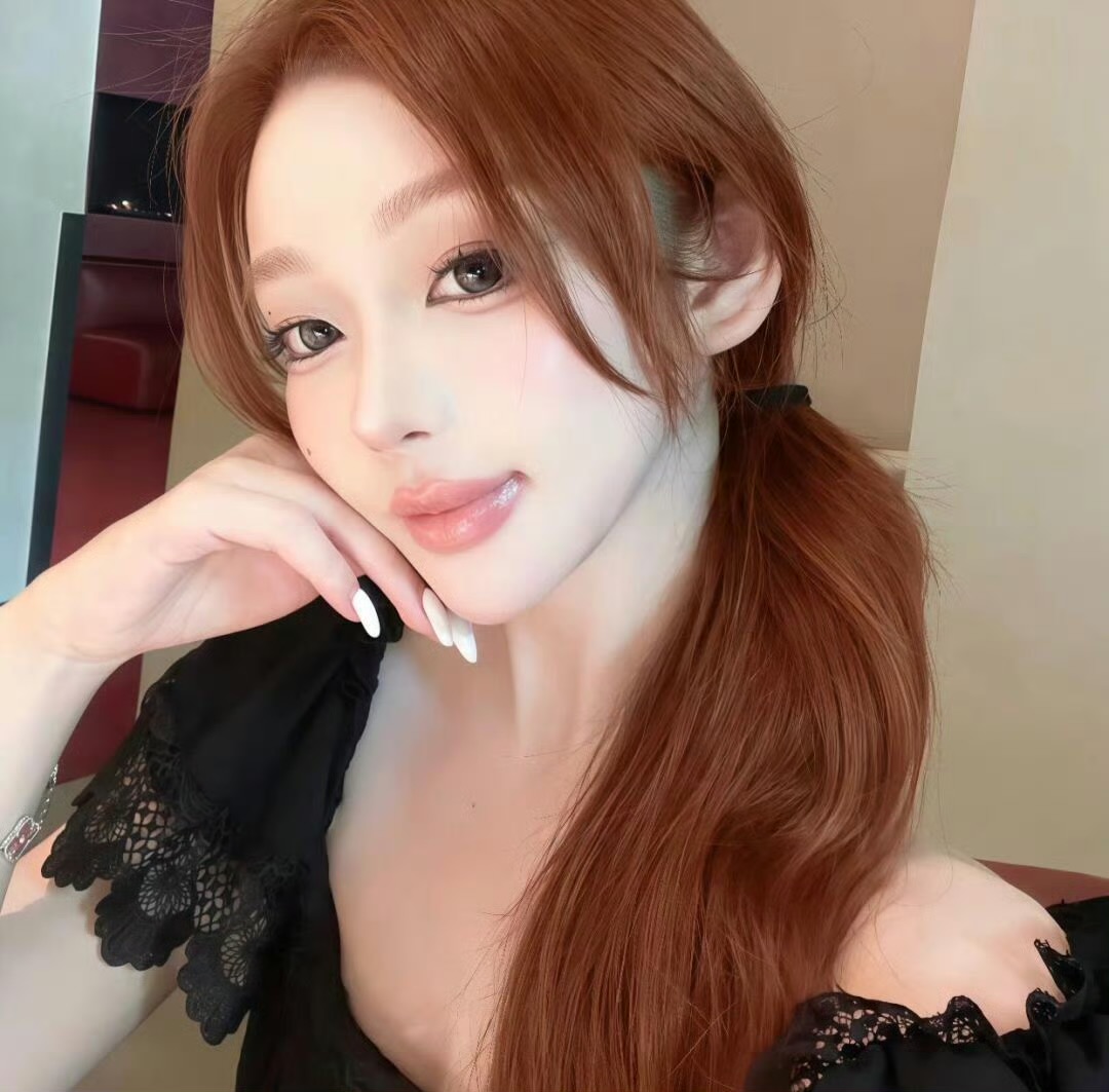 启东伴游女生 | Victoria LiLI的资料